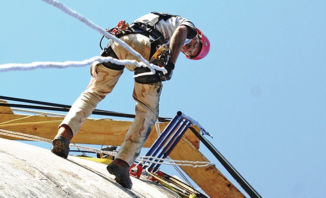 lucrari la inaltime constanta, alpinist mamaia